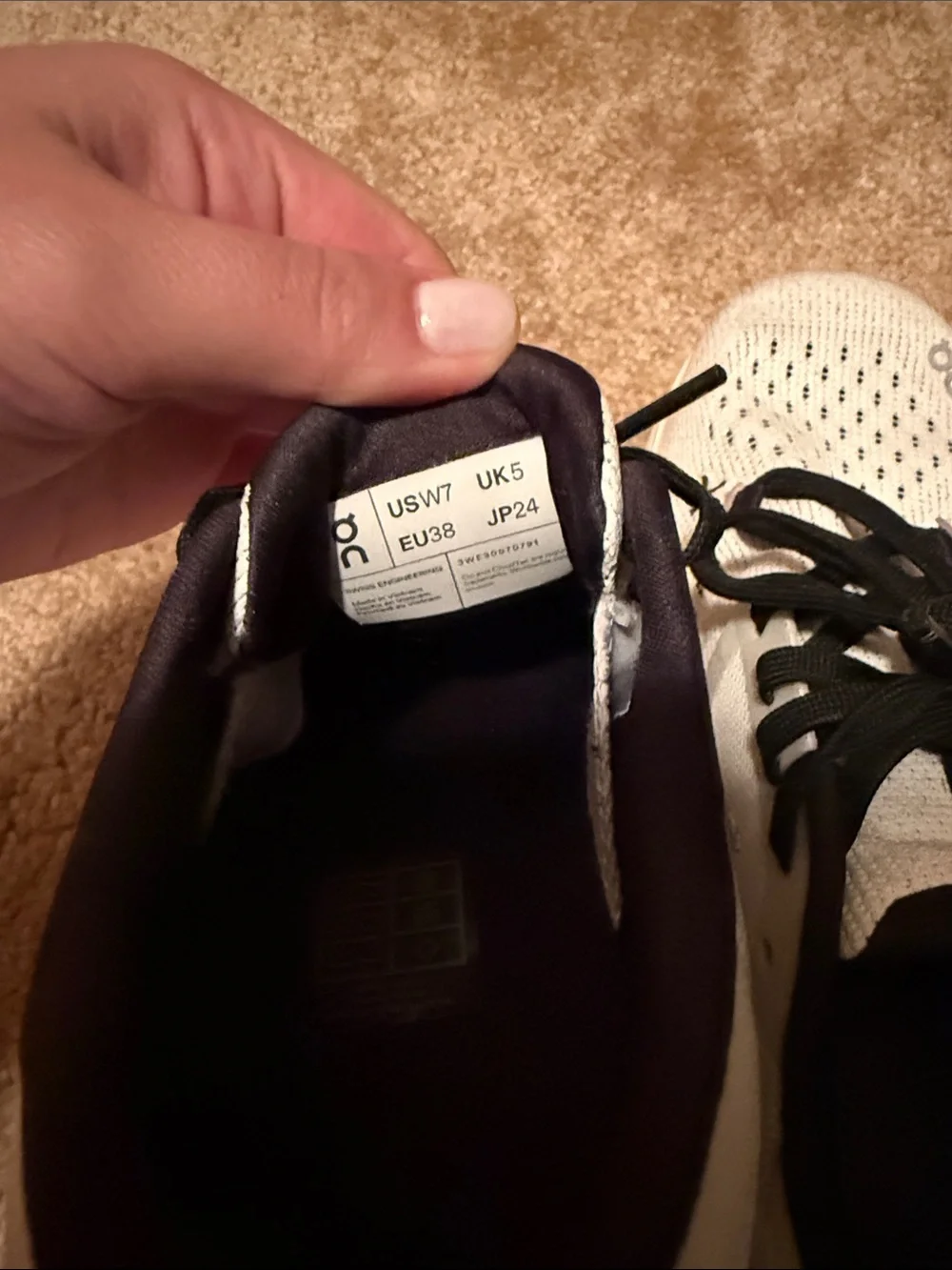 On Cloud - Cloud X Running Shoes